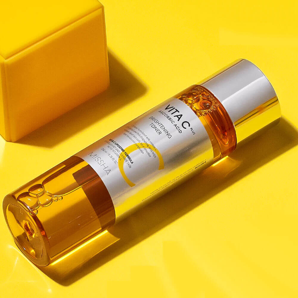 Missha - Vita C Plus Brightening Toner 200ml Missha